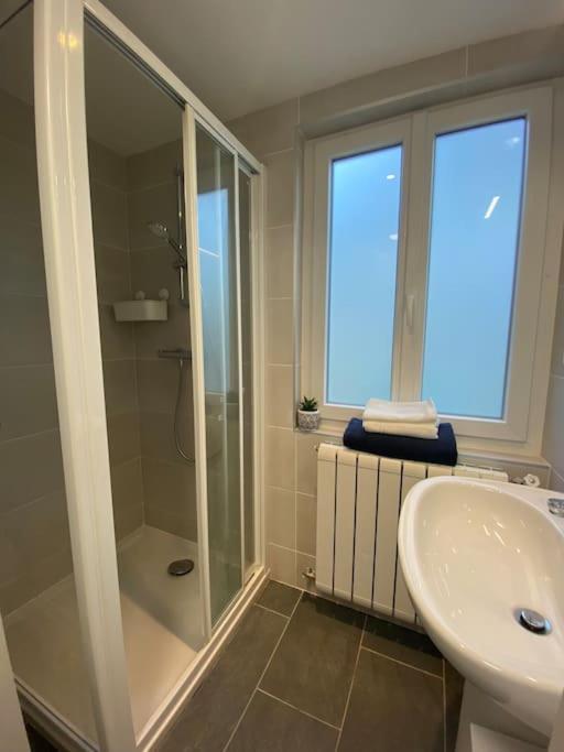 Maison De Charme - 4 Chambres - Courette & Parking Gratuit Амиен Екстериор снимка